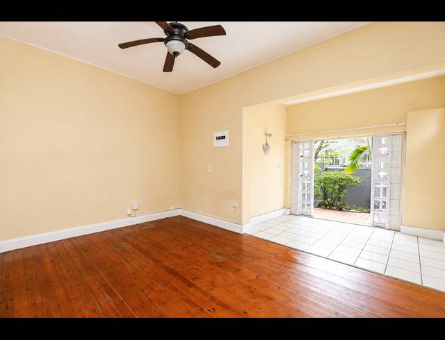 2 BEDROOM APARTMENT FOR SALE IN GLENWOOD